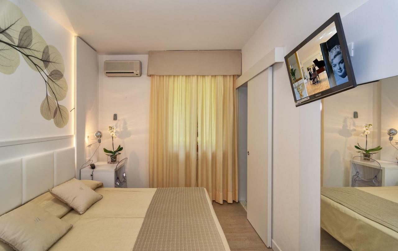 Hotel Hermitage Marina di Massa Exteriér fotografie