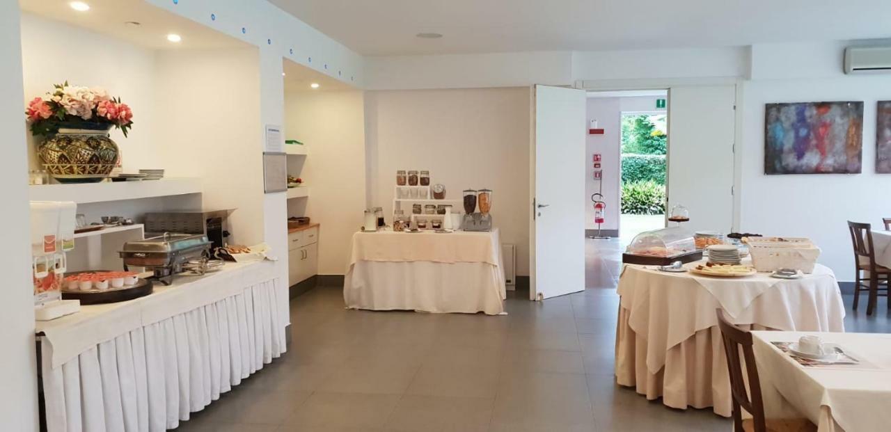 Hotel Hermitage Marina di Massa Exteriér fotografie